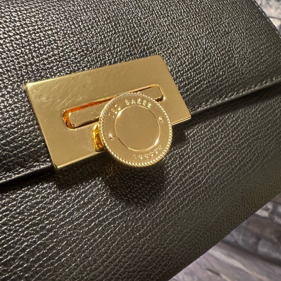 TED BAKER Parisa Chain Strap Crossbody Flap Bag w/ Logo Toggle Lock BLACK - Picture 4 of 6